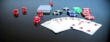 Pengguna menikmati akses hiburan taruhan live casino melalui platform cendanatoto